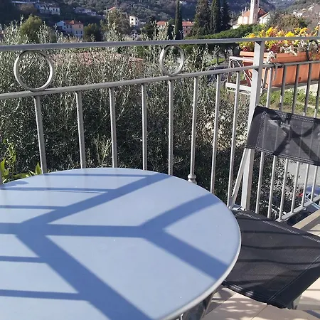 Lavanda Daire Diano San Pietro